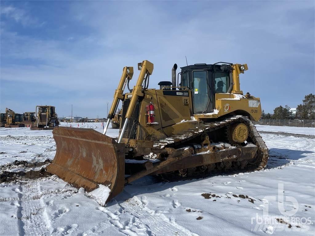 CAT D8T Buldožerji goseničarji