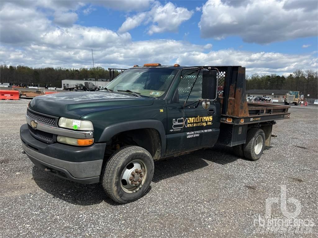 Chevrolet 3500 Tovornjaki s kesonom/platojem