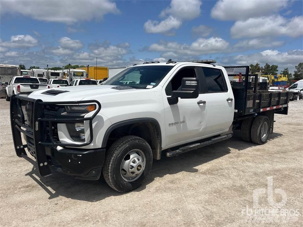 Chevrolet 3500 Tovornjaki s kesonom/platojem