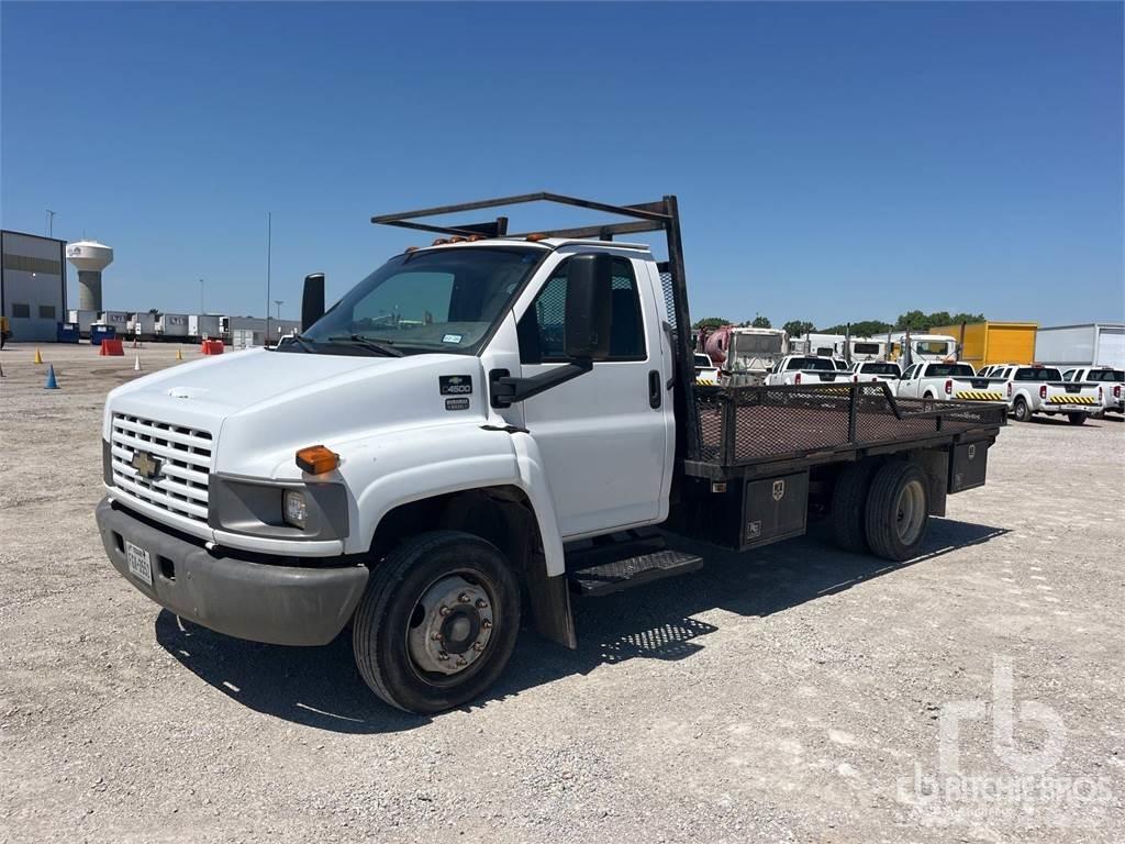 Chevrolet C4500 Tovornjaki s kesonom/platojem