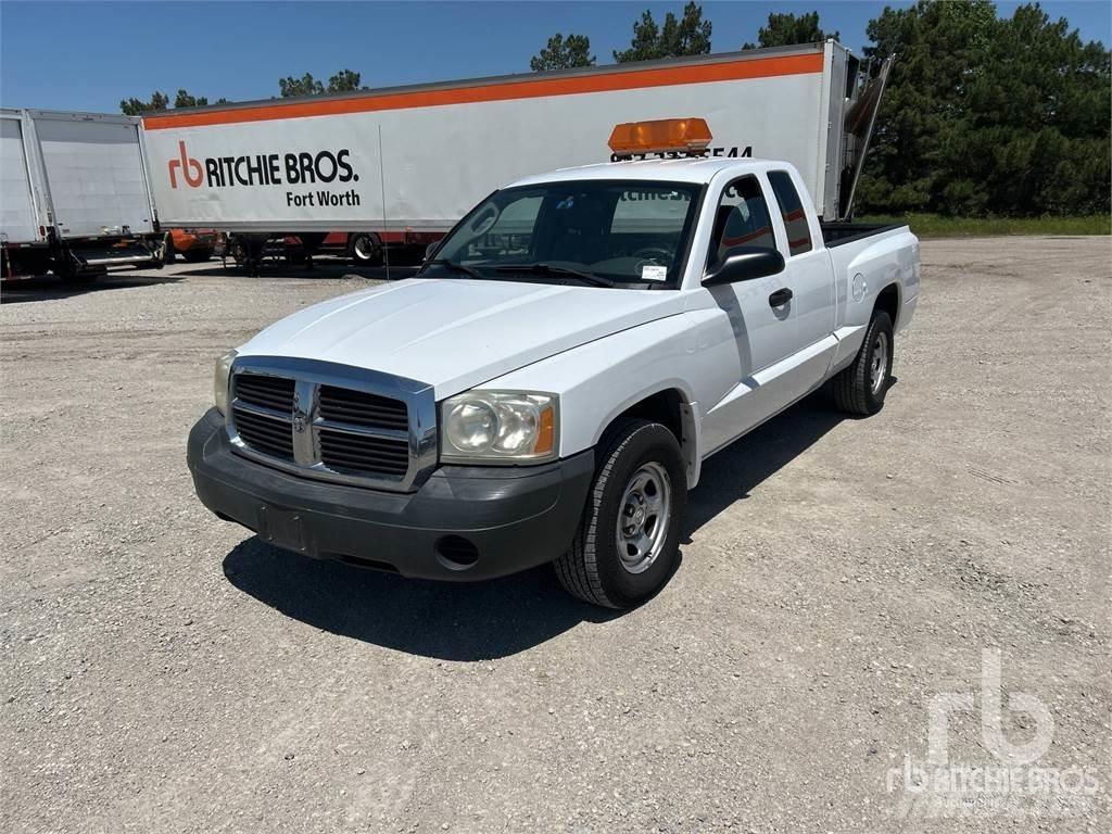 Dodge DAKOTA Prekucniki