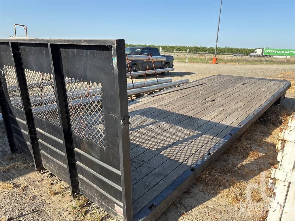  Flatbed Kabine in notranjost