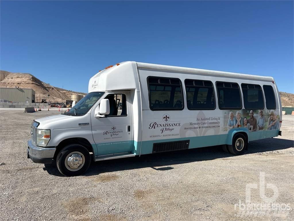 Ford E450 Medkrajevni avtobusi