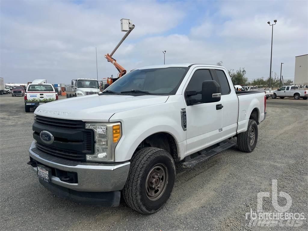 Ford F-250 Prekucniki