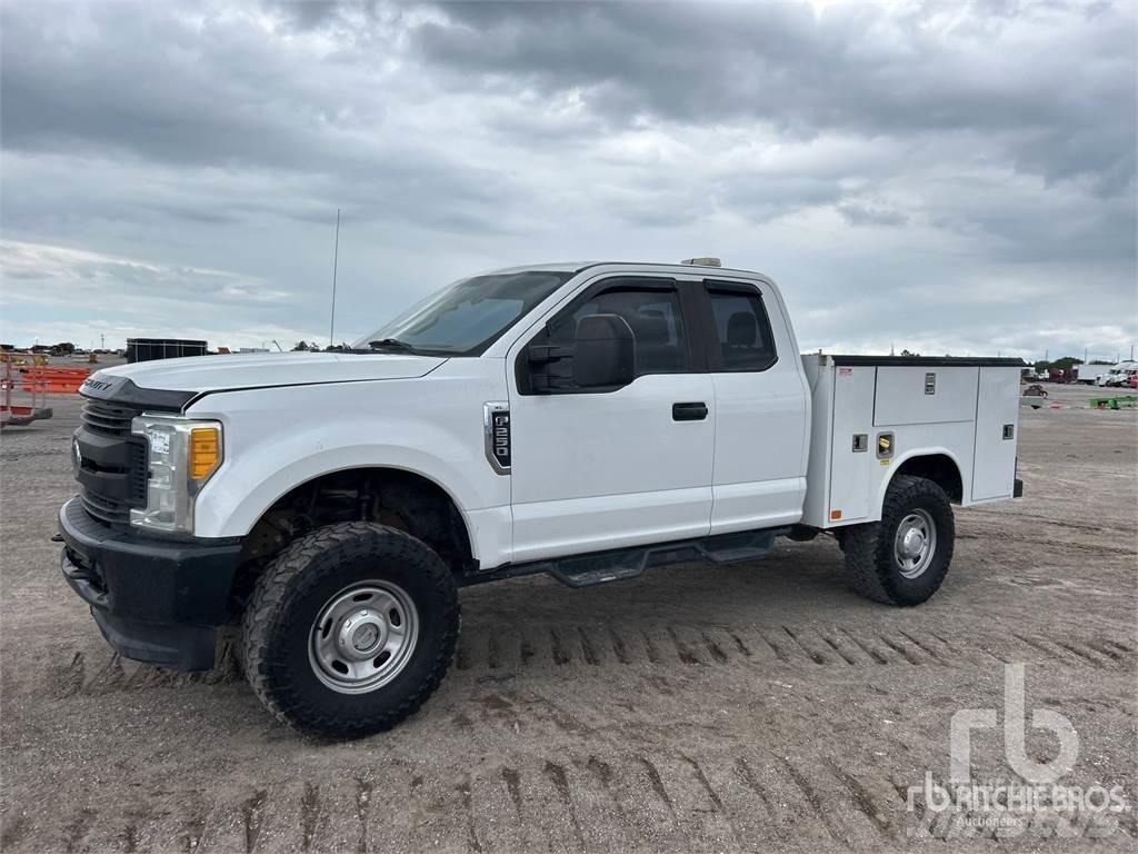 Ford F-250 Komunalna vozila
