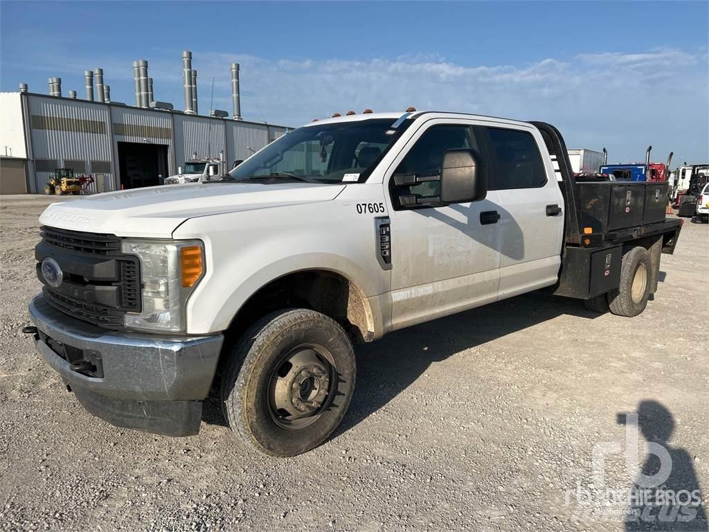 Ford F-350 Komunalna vozila