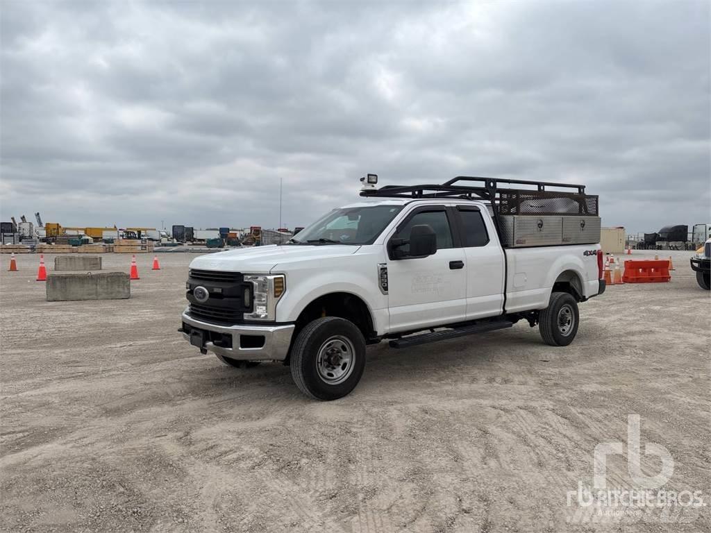 Ford F-350 Prekucniki