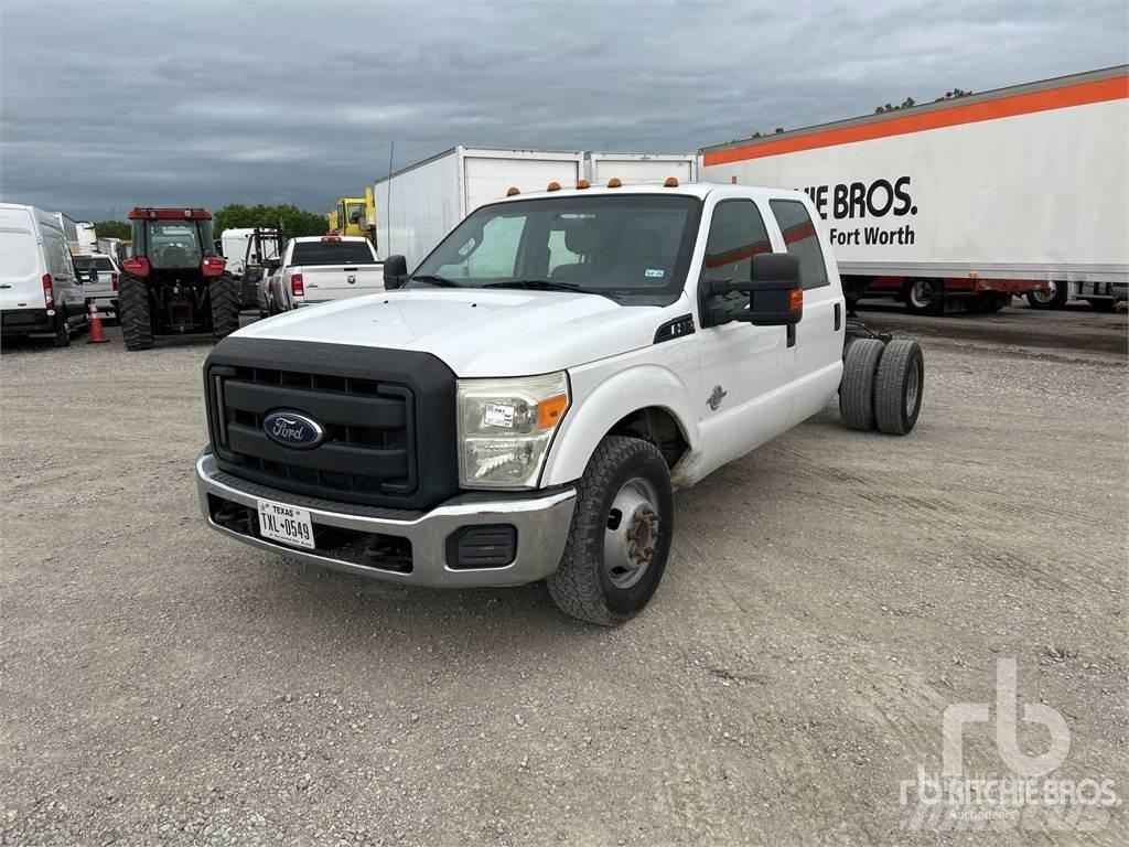Ford F-350 Tovornjaki-šasije