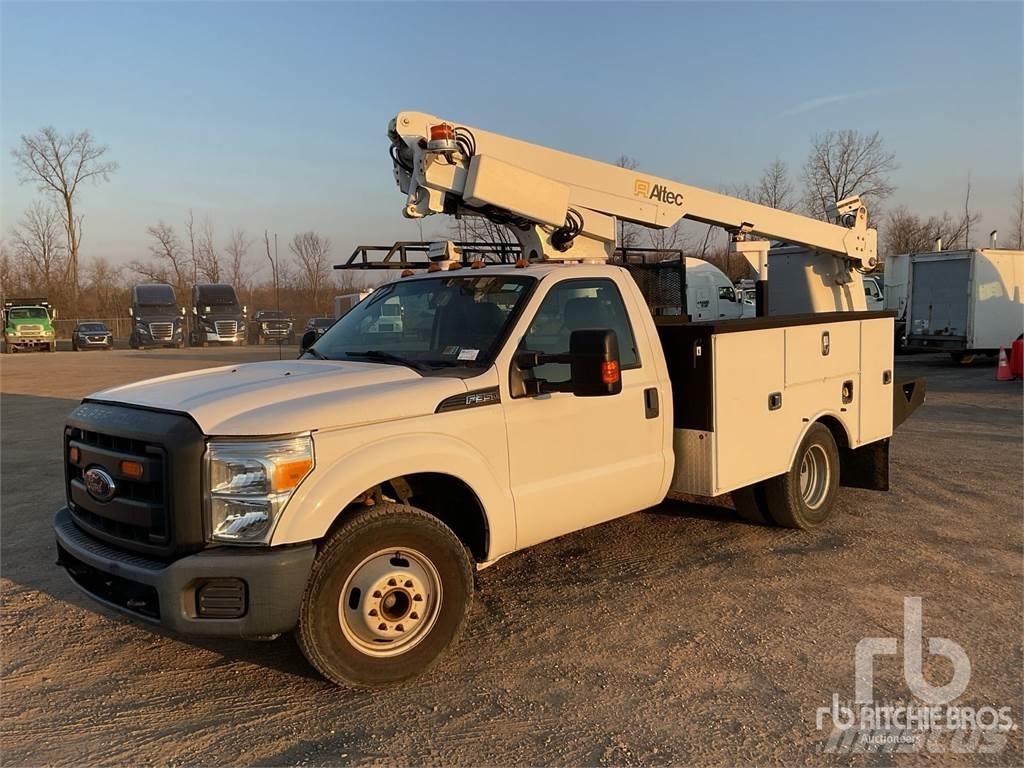 Ford F-350 Vlečne dvižne ploščadi
