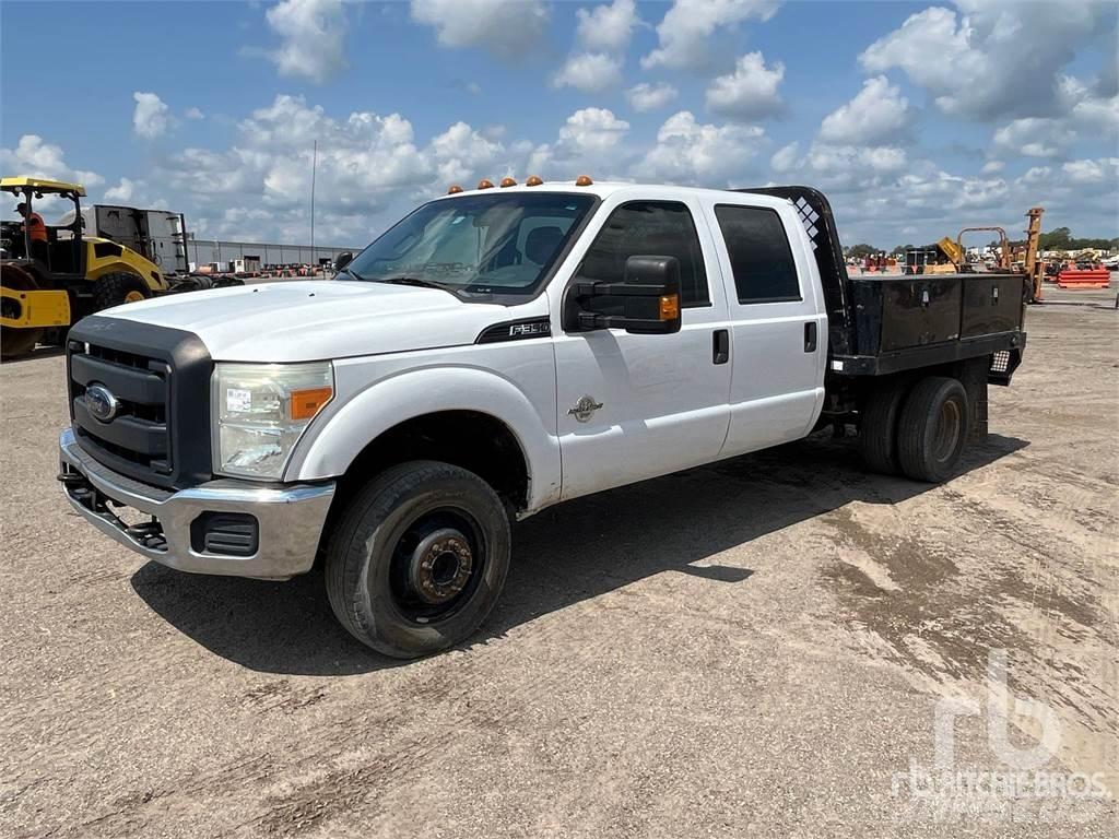 Ford F-350 Tovornjaki s kesonom/platojem