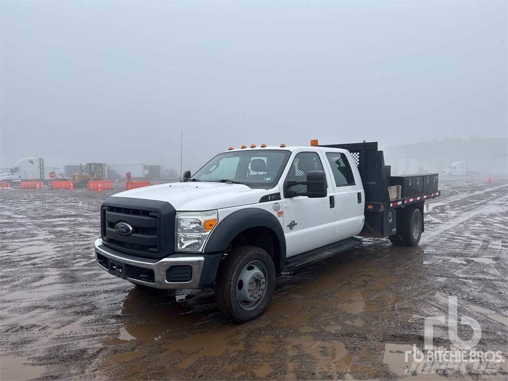 Ford F-450 Tovornjaki s kesonom/platojem