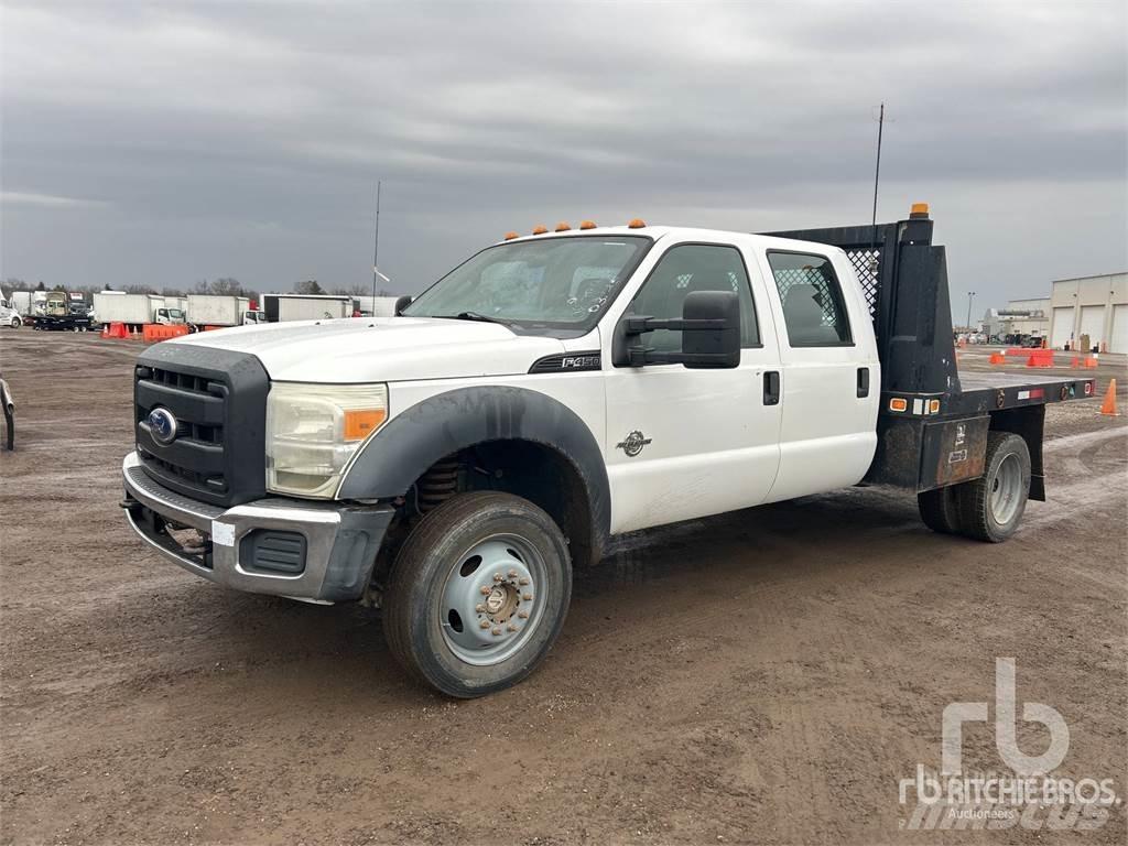 Ford F-450 Tovornjaki s kesonom/platojem