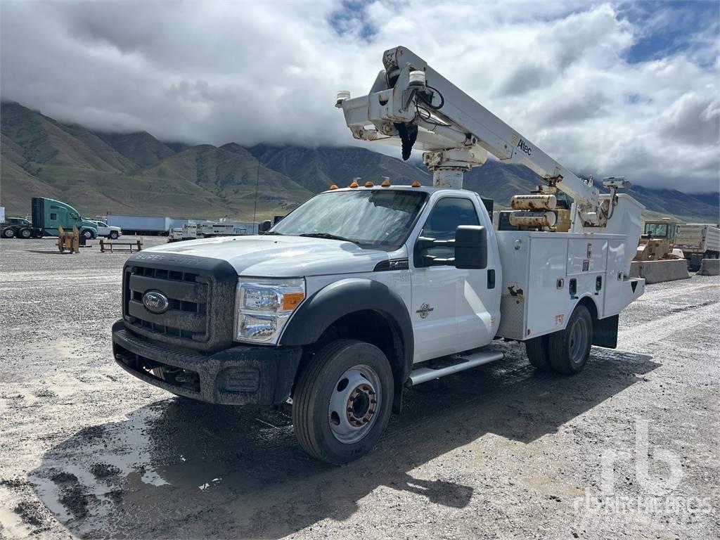 Ford F-450 Vlečne dvižne ploščadi