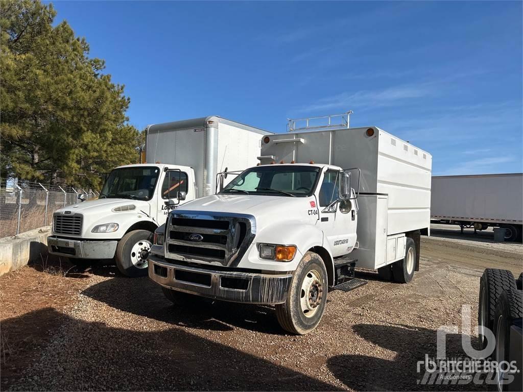 Ford F-650 Tovornjaki za žagovino