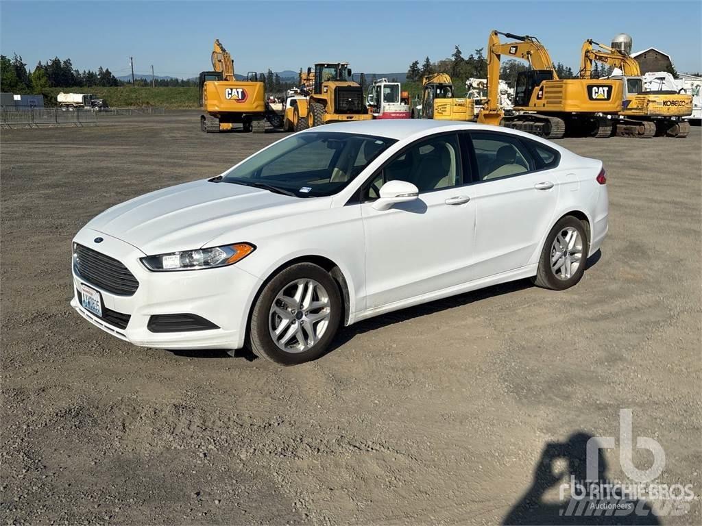 Ford FUSION SE Avtomobili