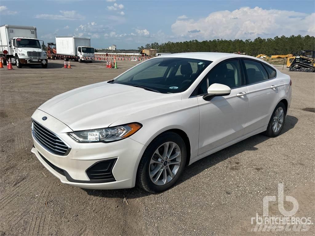 Ford FUSION SE Avtomobili