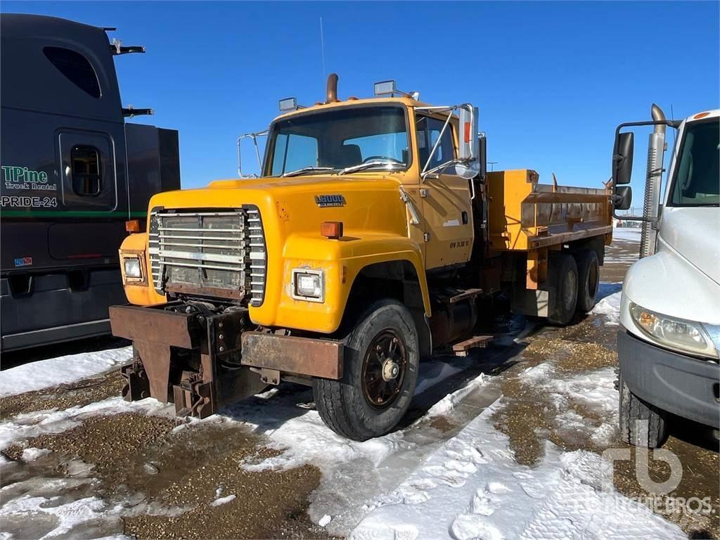 Ford L8000 Kiper tovornjaki