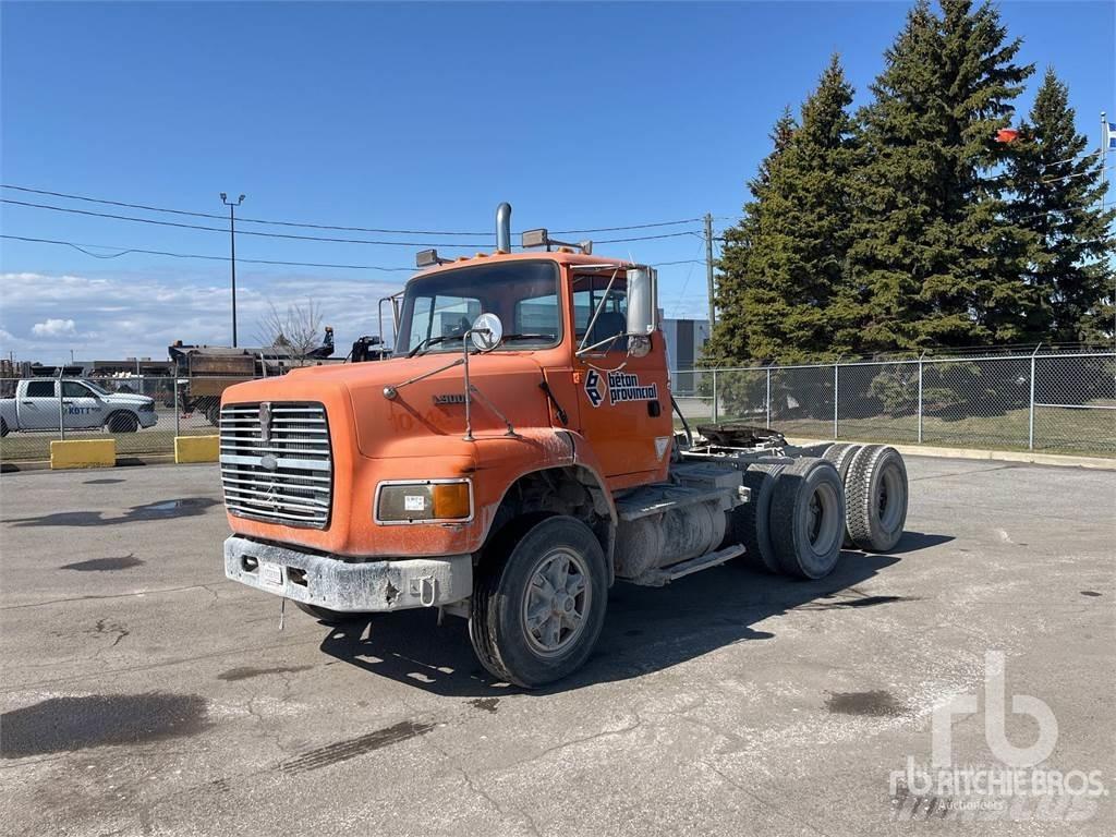 Ford LTS9000 Vlačilci