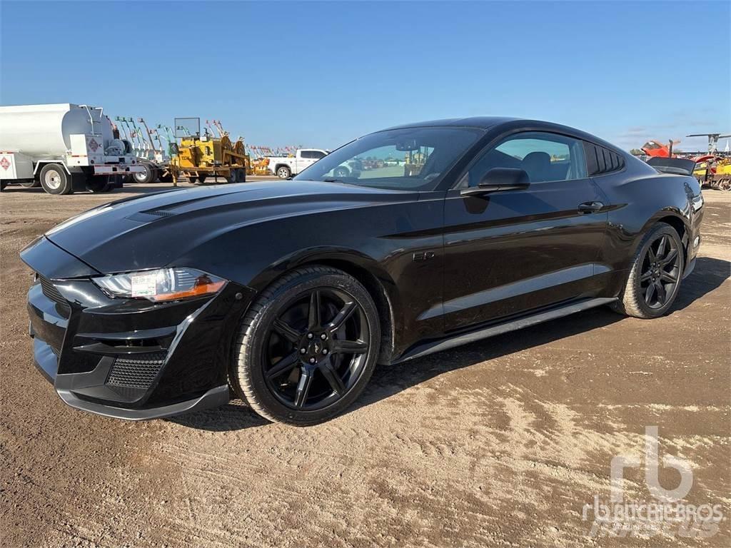 Ford MUSTANG Avtomobili
