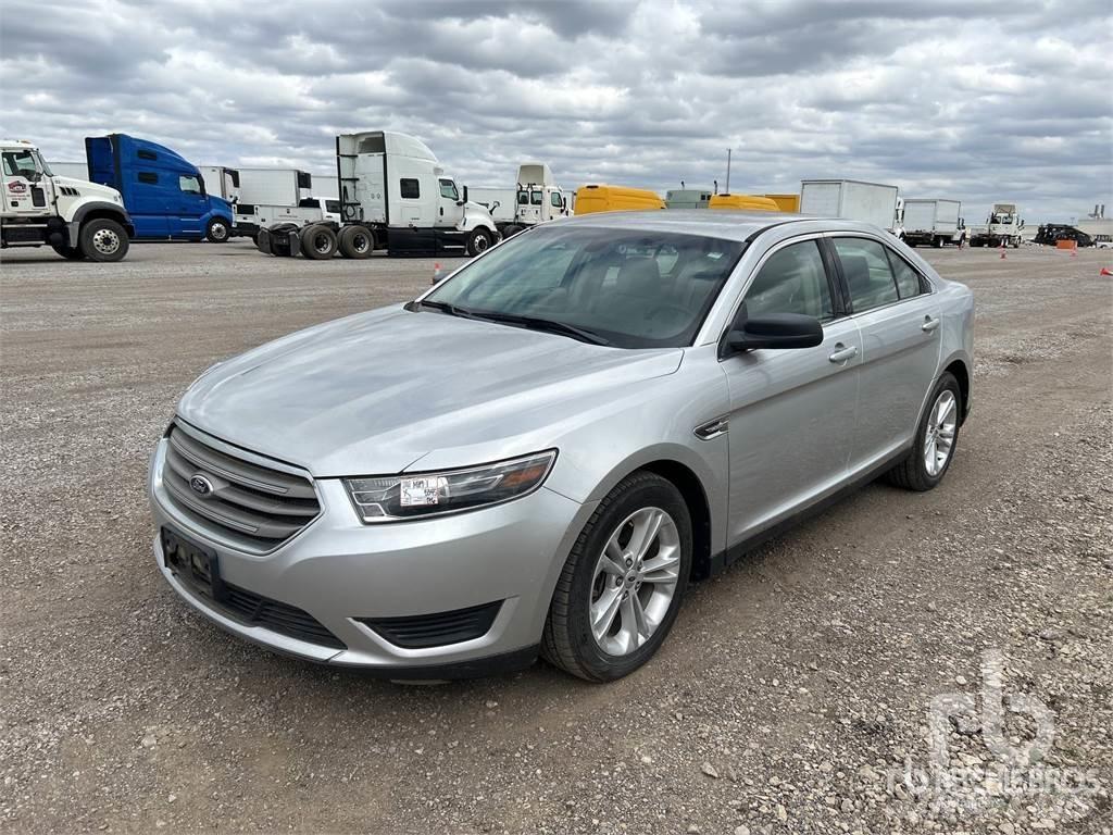 Ford TAURUS Avtomobili