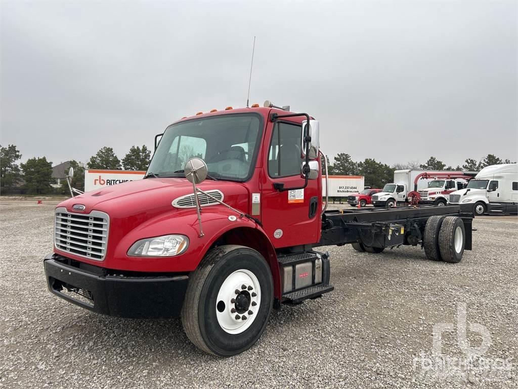 Freightliner M2 Dostavna vozila / kombiji