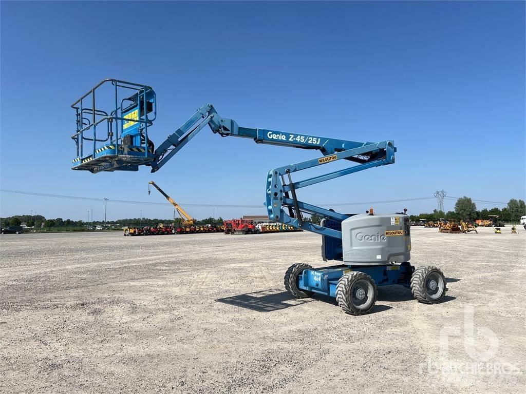 Genie Z-45/25J Zglobne dvižne ploščadi