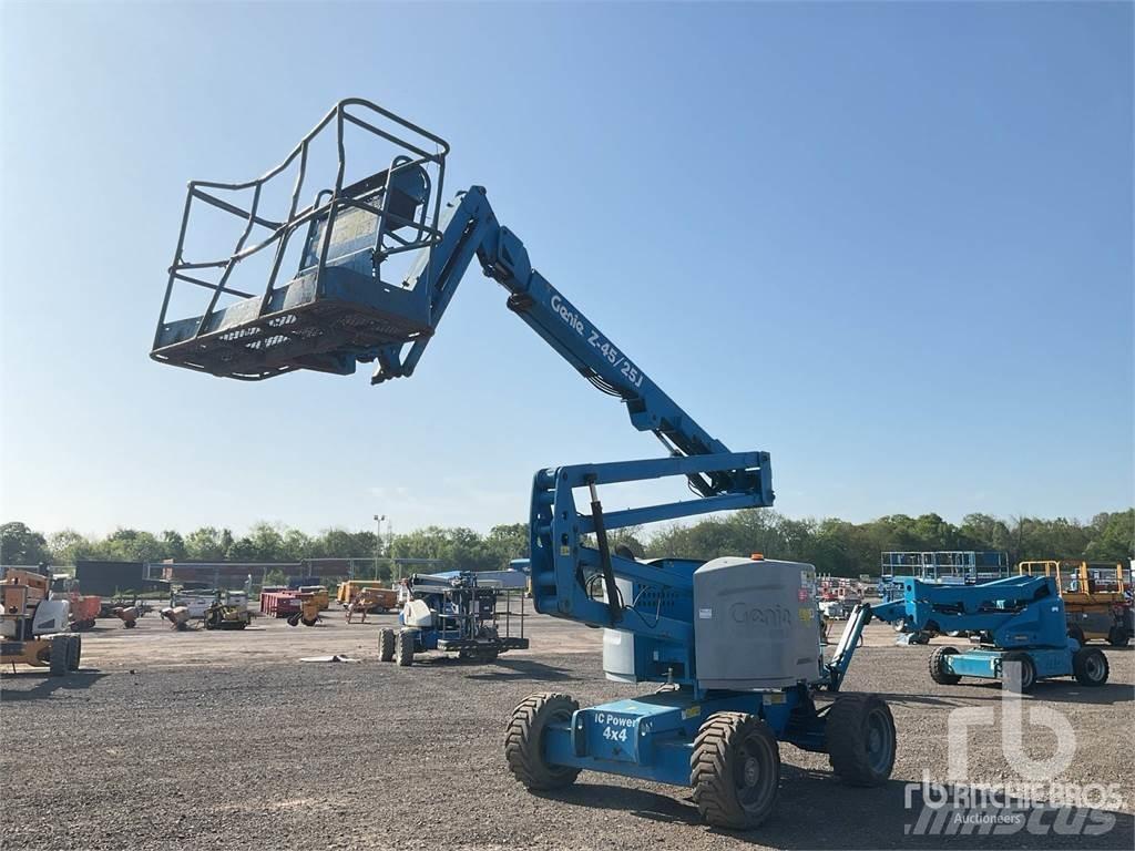 Genie Z45/25J Zglobne dvižne ploščadi