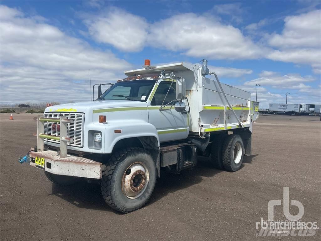 GMC C7 Kiper tovornjaki