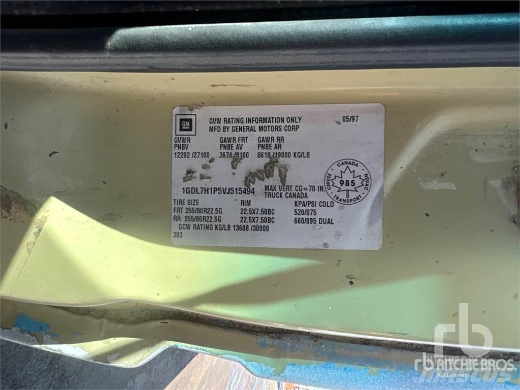GMC C7500 Tovornjaki z žerjavom