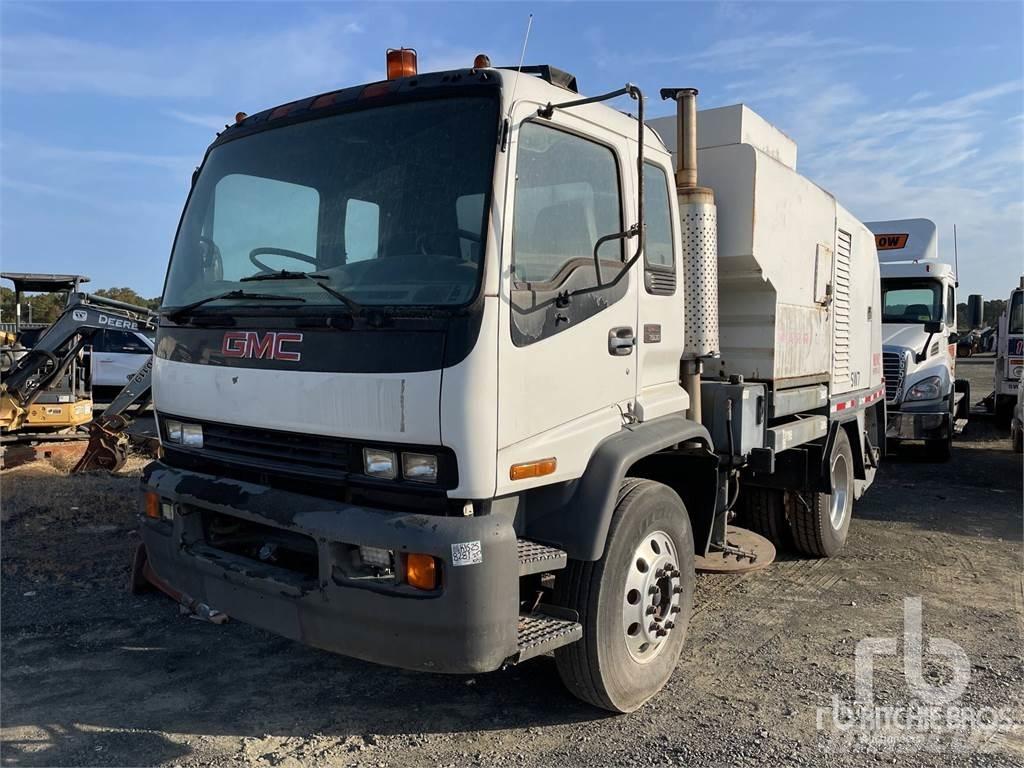 GMC T7500 Pometalni stroji