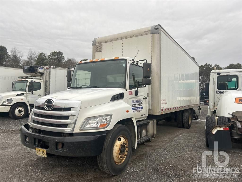 Hino 268 Dostavna vozila / kombiji