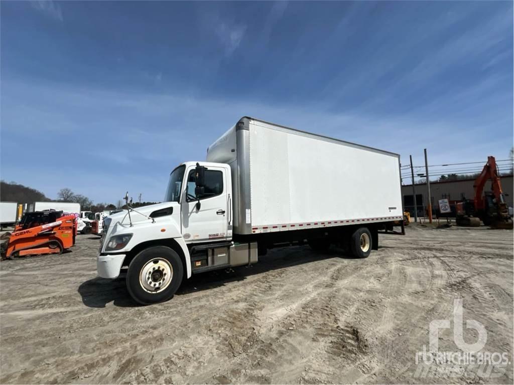 Hino 268 Dostavna vozila / kombiji