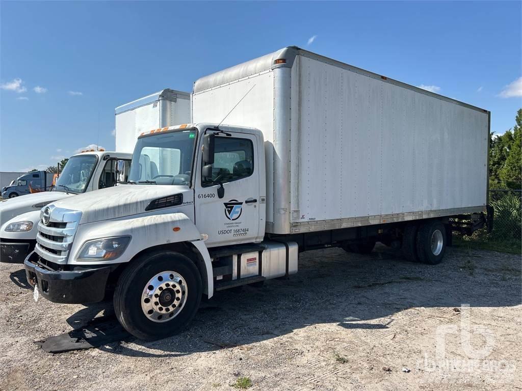 Hino 268 Dostavna vozila / kombiji