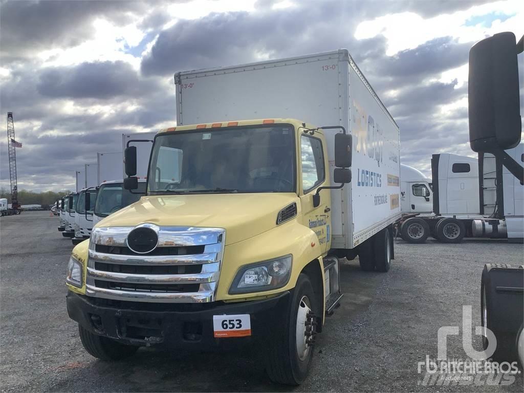 Hino 338 Dostavna vozila / kombiji