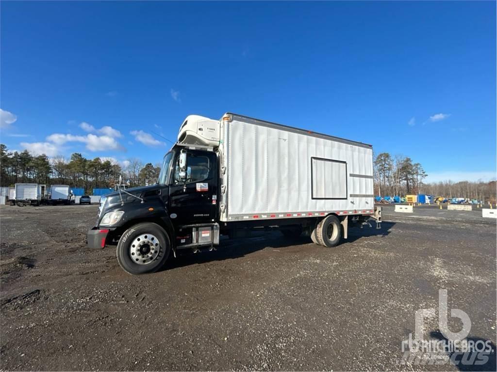Hino 338 Hladilna tovorna vozila