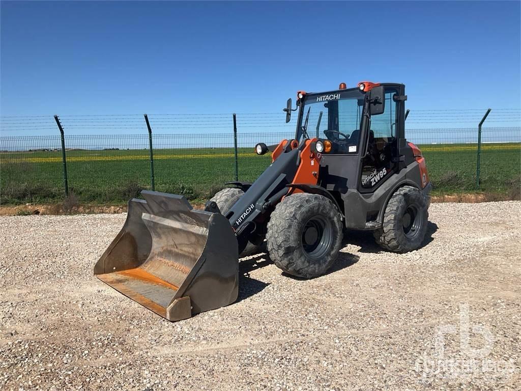 Hitachi ZW95 Kolesni nakladalci
