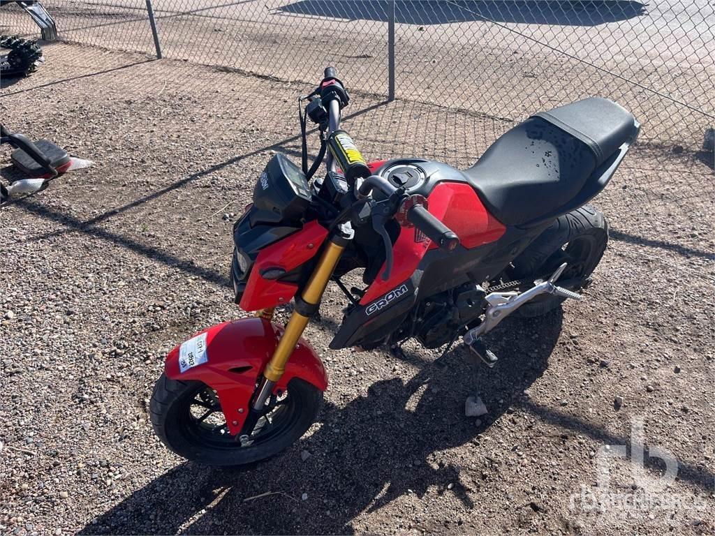 Honda GROM Avtomobili
