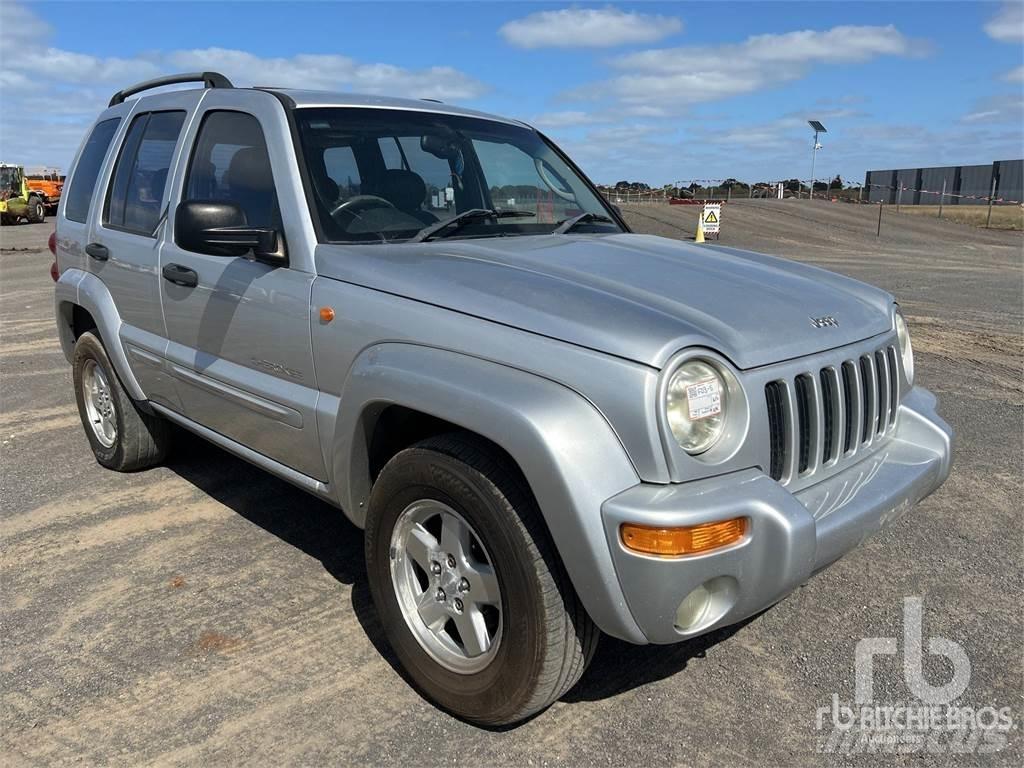 Jeep CHEROKEE Avtomobili