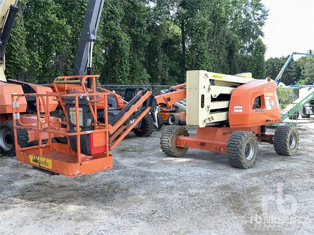 JLG 450AJ Zglobne dvižne ploščadi