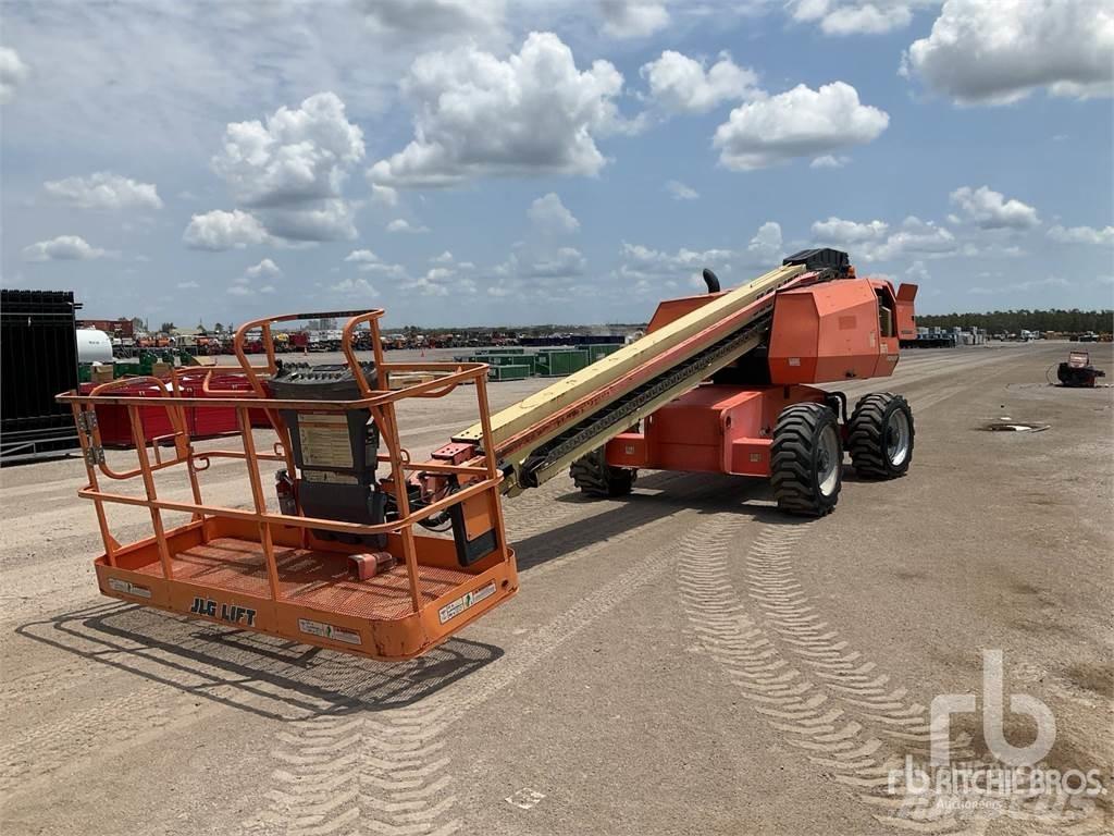 JLG 600S Zglobne dvižne ploščadi
