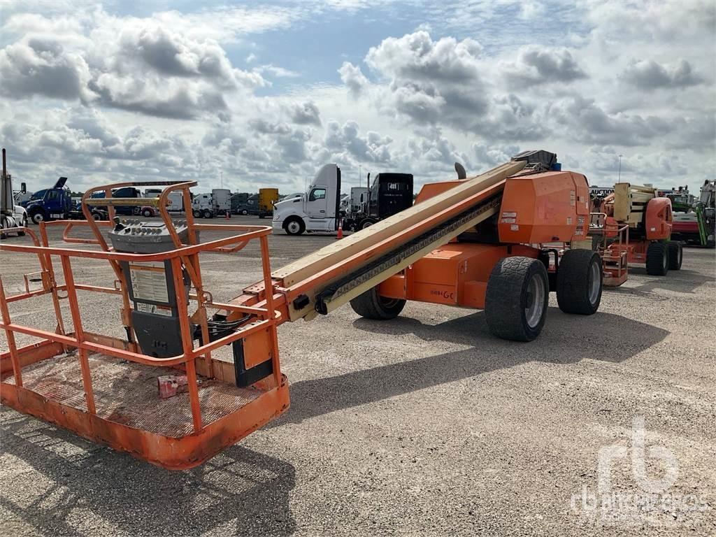 JLG 600S Zglobne dvižne ploščadi
