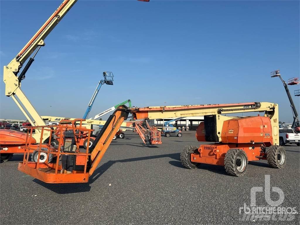JLG 800 AJ Zglobne dvižne ploščadi