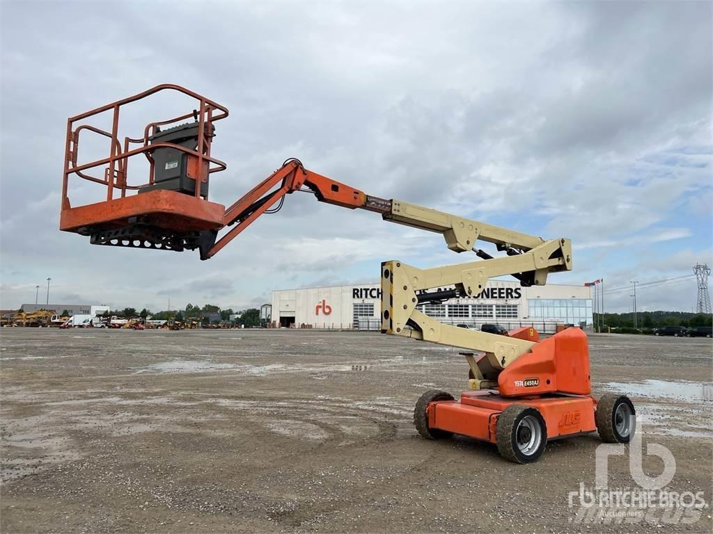 JLG E450AJ Zglobne dvižne ploščadi
