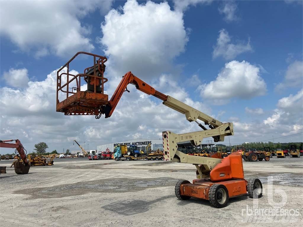 JLG E450AJ Zglobne dvižne ploščadi