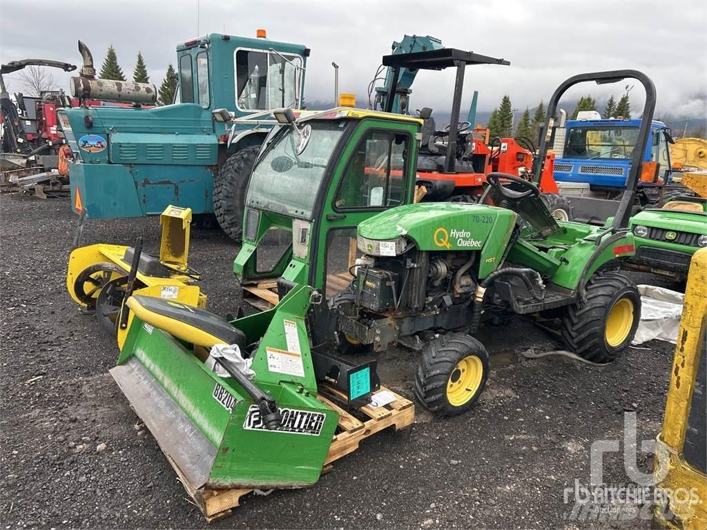 John Deere 2305 Manjši traktorji