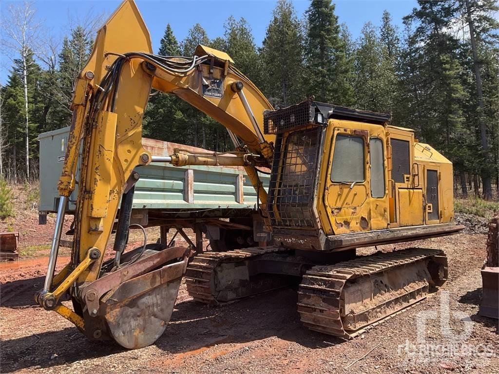 John Deere 693D Bagri goseničarji