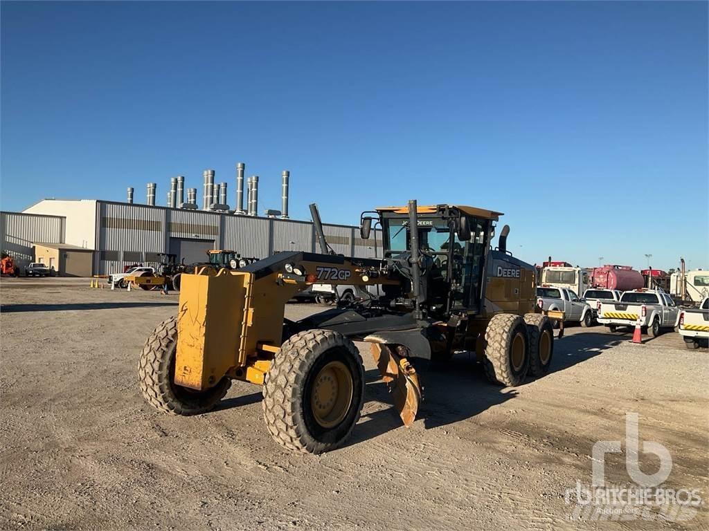 John Deere 772G Grederji