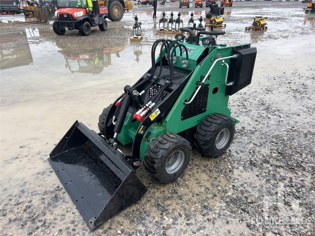 JPC HT320 Skid steer mini nakladalci