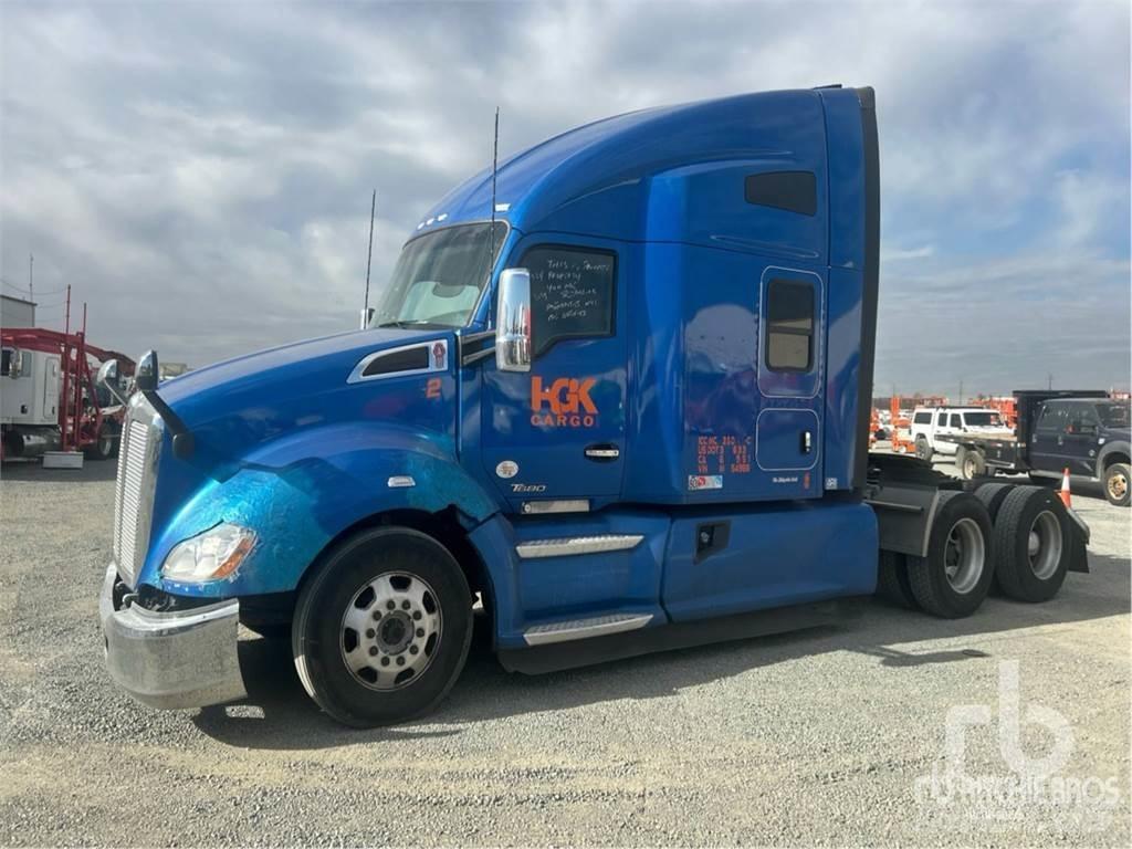 Kenworth T680 Vlačilci