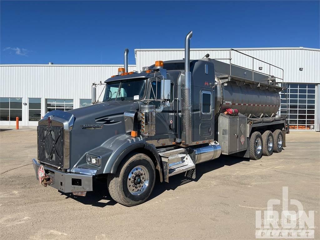 Kenworth T800 Tovornjaki cisterne